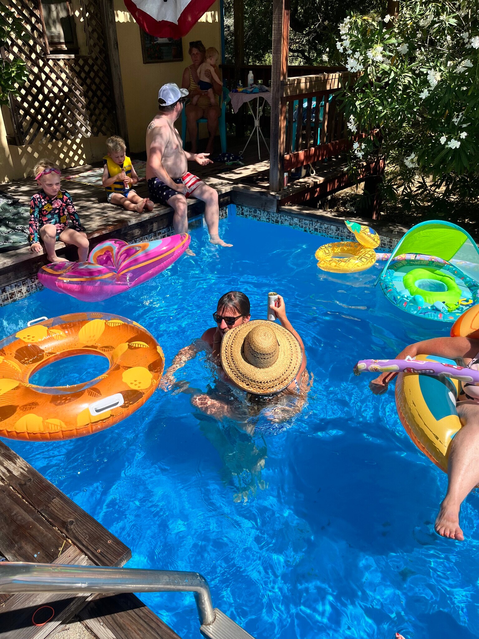 pool use - 1411 Duncan Springs Rd