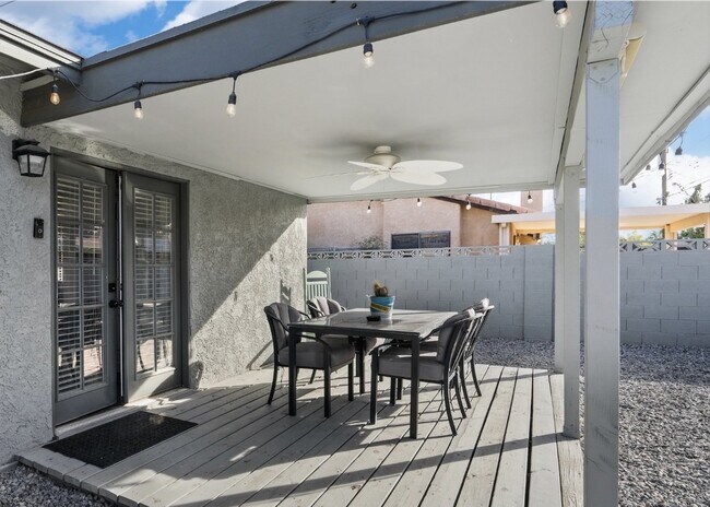 Building Photo - Fully Furnished Executive Rental in Las Ve...