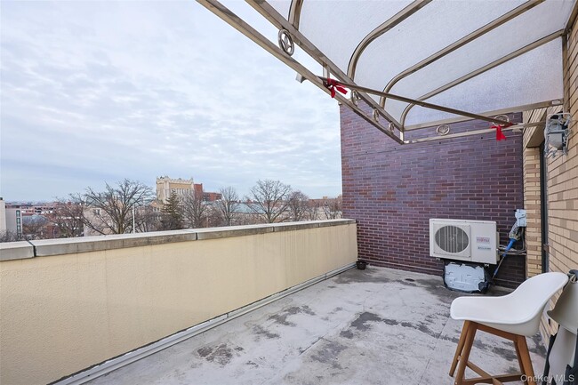 Building Photo - 55-12 138th St