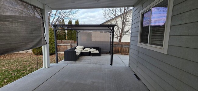 Building Photo - Great Location in Meridian