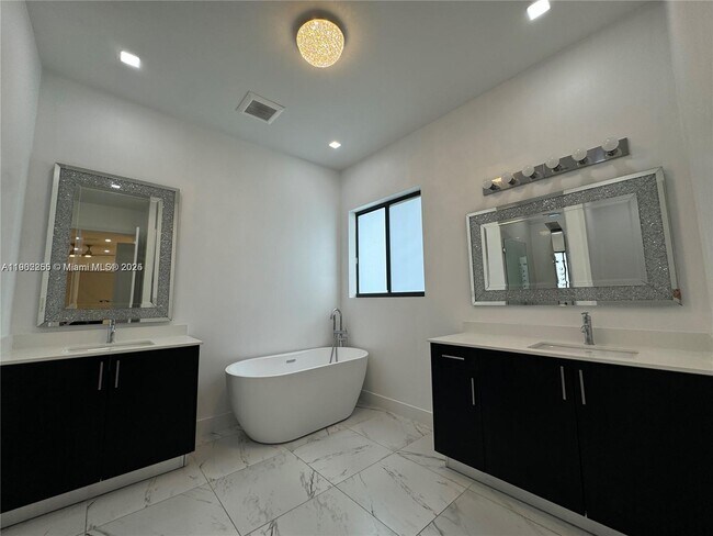Building Photo - 13284 SW 228th St