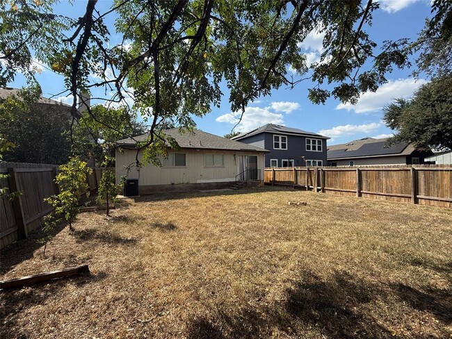 Building Photo - 2522 Stapleford Dr