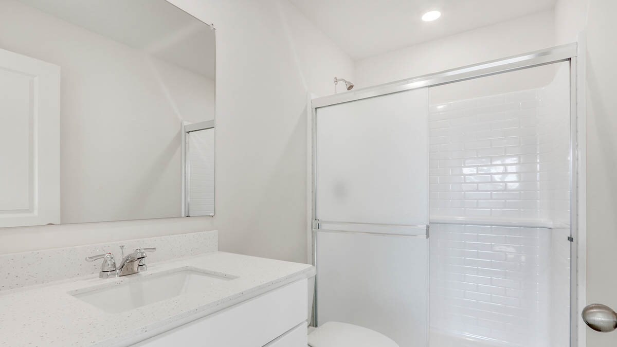 Master Bathroom - 6550 Linden Trl
