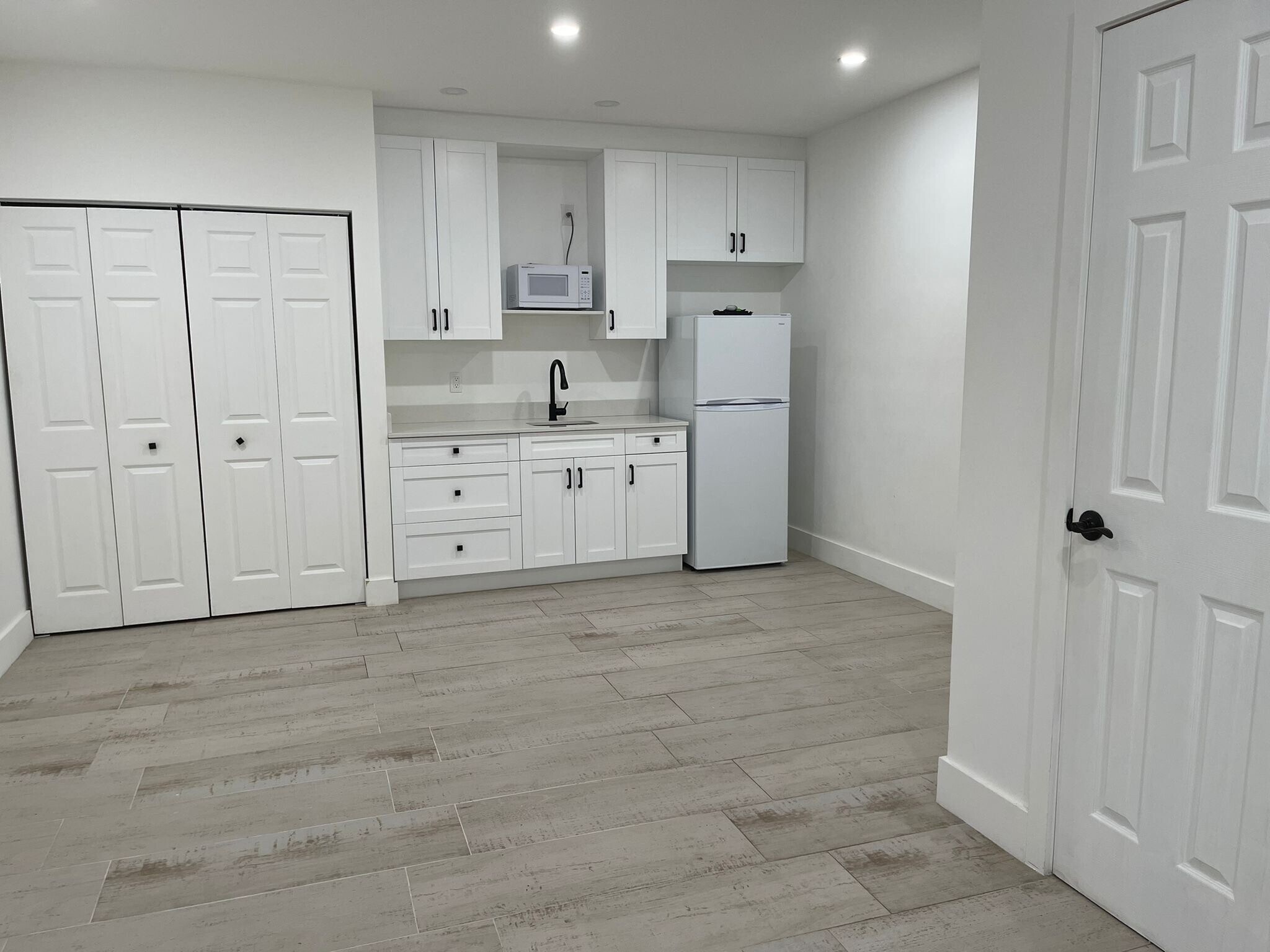 Building Photo - 14220 SW 73rd St