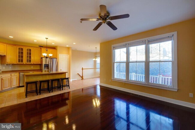 Building Photo - 303 Inspiration Ln