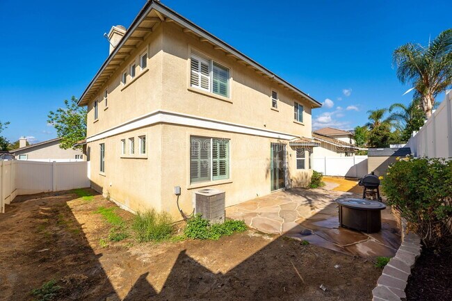 Building Photo - 954 Taylor Ln