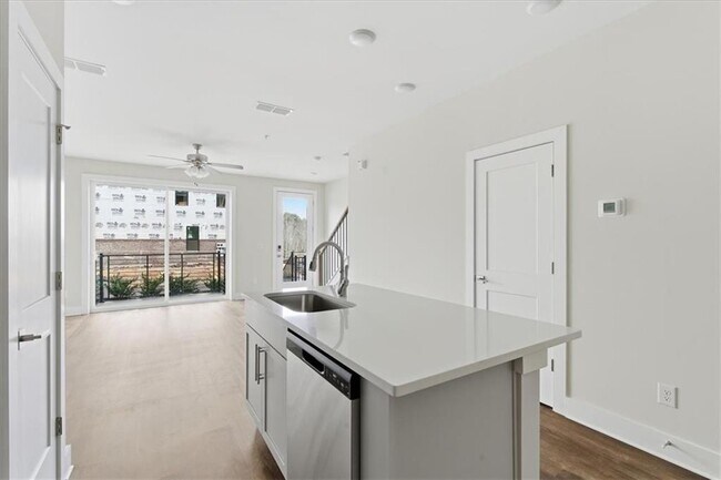 Building Photo - 742 Urban Grange Way