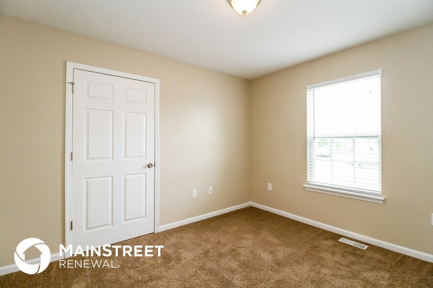 Building Photo - 3123 Northland Dr