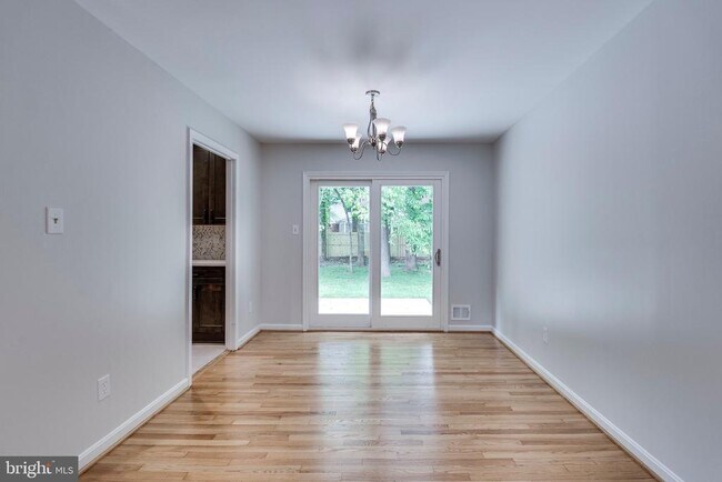 Building Photo - 9808 Brixton Ln