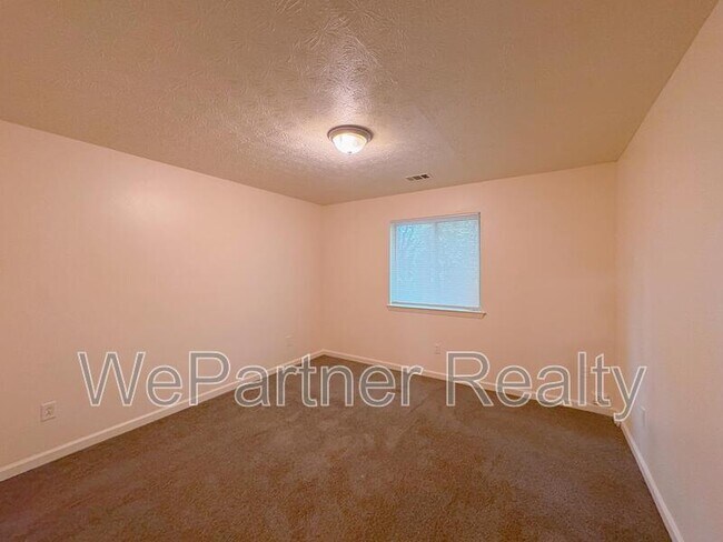 Building Photo - 7416 Dartmouth Ct
