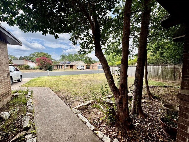 Building Photo - 5503 Abilene Trl