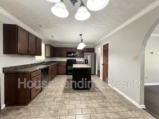 Building Photo - 9735 Hawkdale Ln