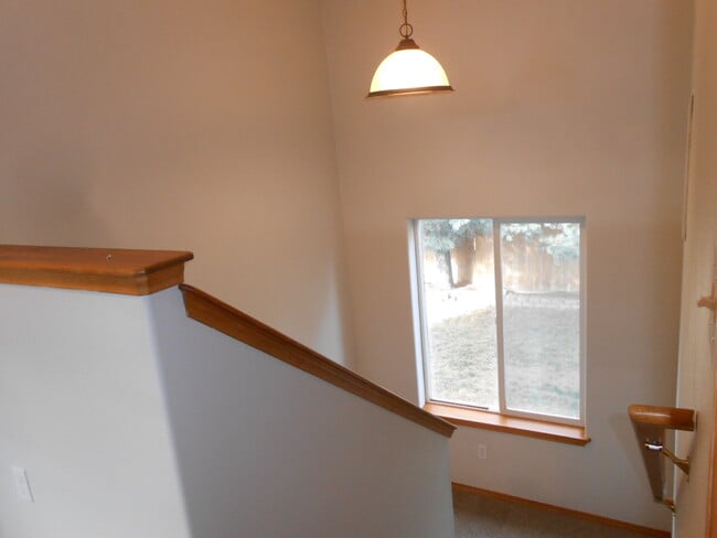 Building Photo - 20946 Lupine Ave