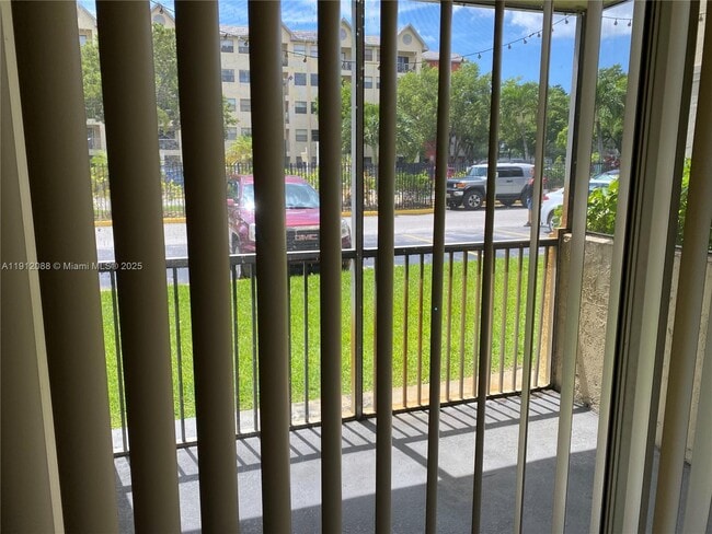 Building Photo - 8235 Lake Dr