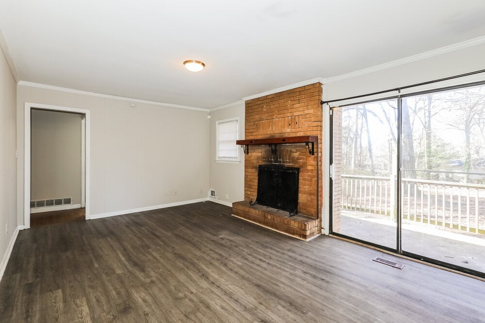 Building Photo - 4775 Ben Hill Rd