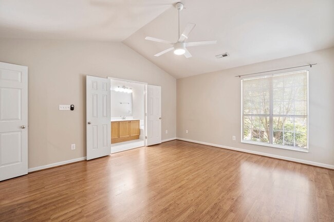Building Photo - Beautiful 3 Bedroom Ranch Home Located In Ballantyne Area