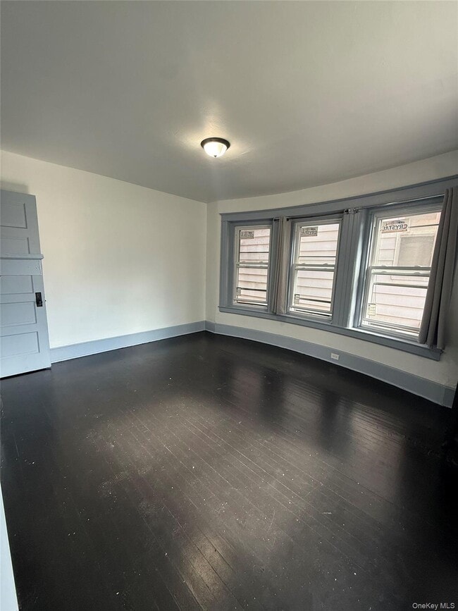 Building Photo - 76 S Hamilton St