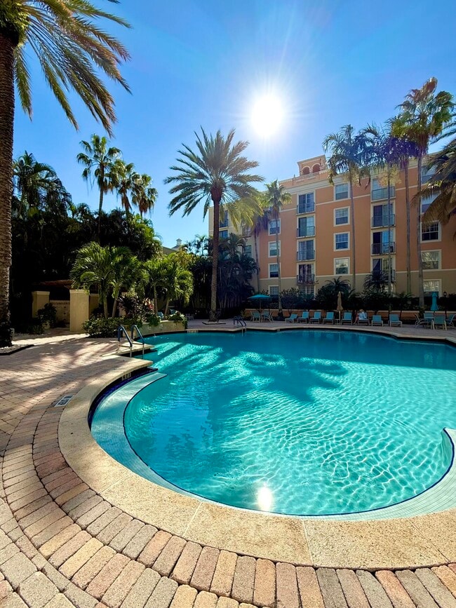 Building Photo - 651 Okeechobee Blvd