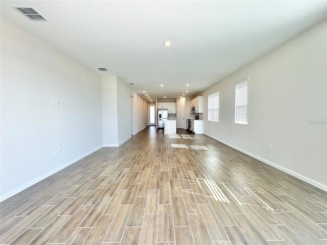 Building Photo - 824 Griffon Ave