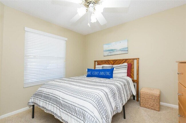 Building Photo - 6080 Bahia Del Mar Cir N