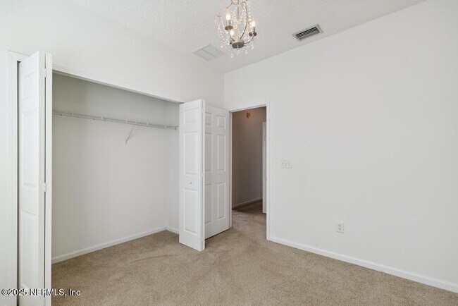 Building Photo - 7202 Deerfoot Cir