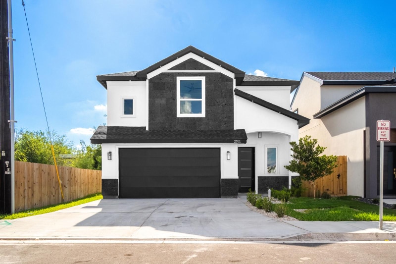 Primary Photo - 2701 Harmony St