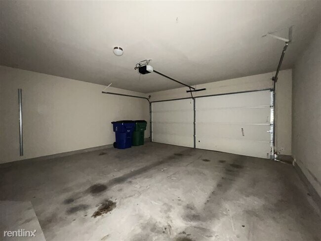 Building Photo - 1810 Laminar Creek Road