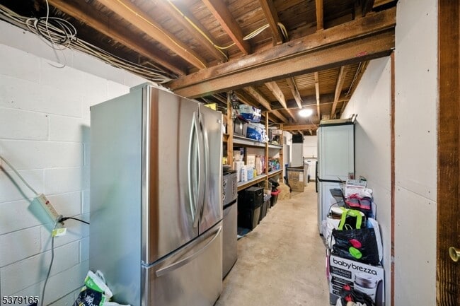 Building Photo - 17 Rockaway Ave