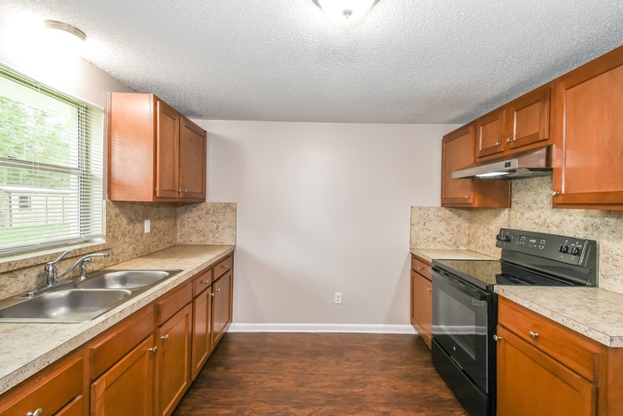 Building Photo - 6019 Verdes Rd