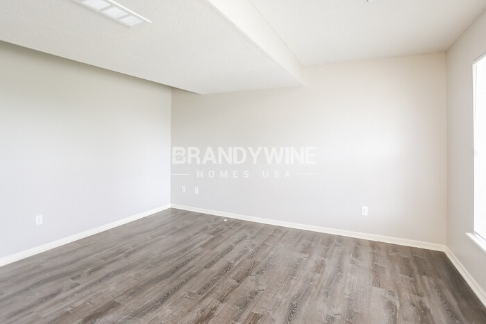 Building Photo - 615 Patrick Dr