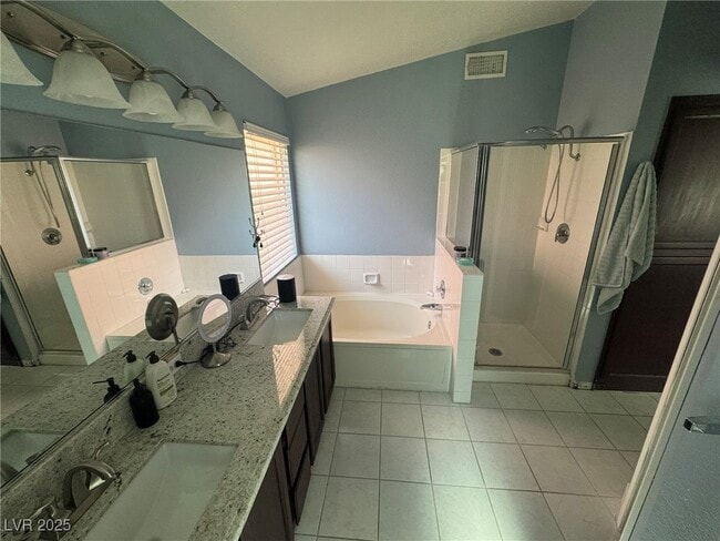 Building Photo - 7980 Rye Canyon Dr