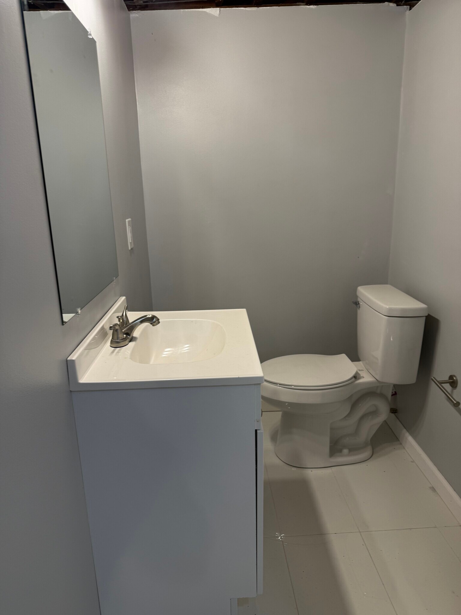 Half bath - 114 Oliver Dr