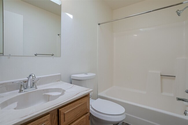 Building Photo - 1298 Tapadero Dr