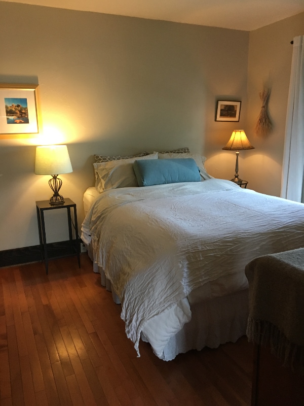 Building Photo - 549 E Mendenhall St