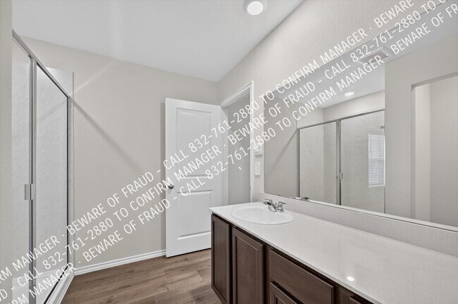 Building Photo - 6111 Shearwater Rd