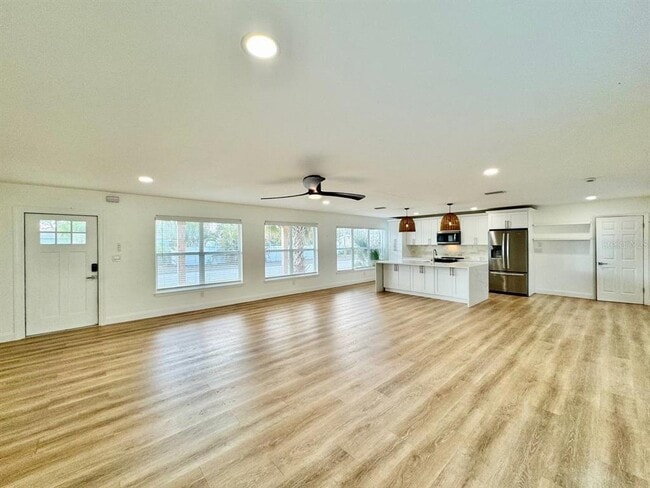 Building Photo - 1101 46th St N