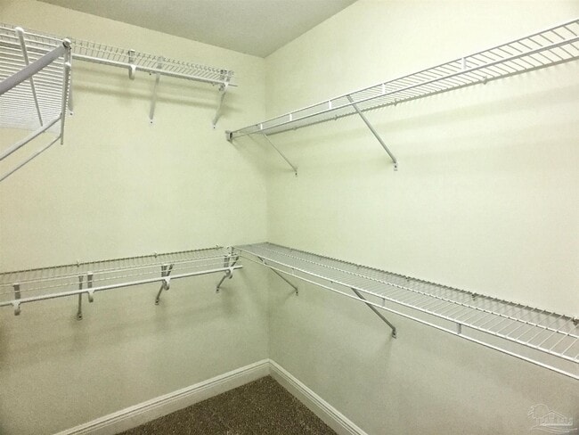 Building Photo - 612 Lost Key Dr