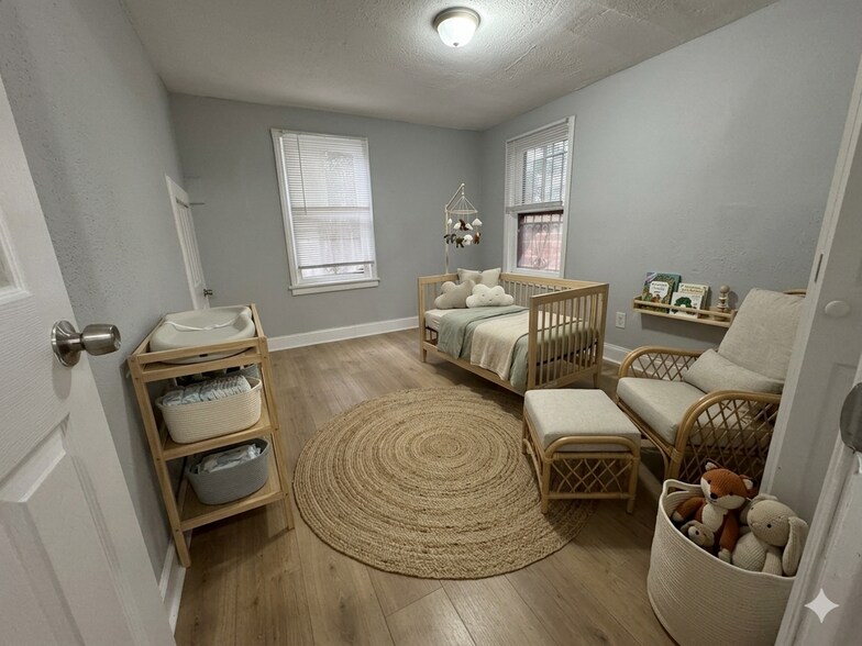 Building Photo - 46 W 23rd St