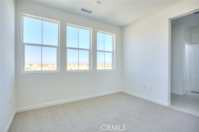 Building Photo - 6003 Huntington Dr