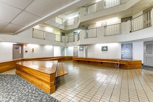 Building Photo - 1605 S Ocean Blvd