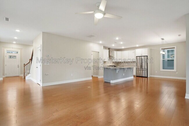 Building Photo - 583 Rowanwood Wy