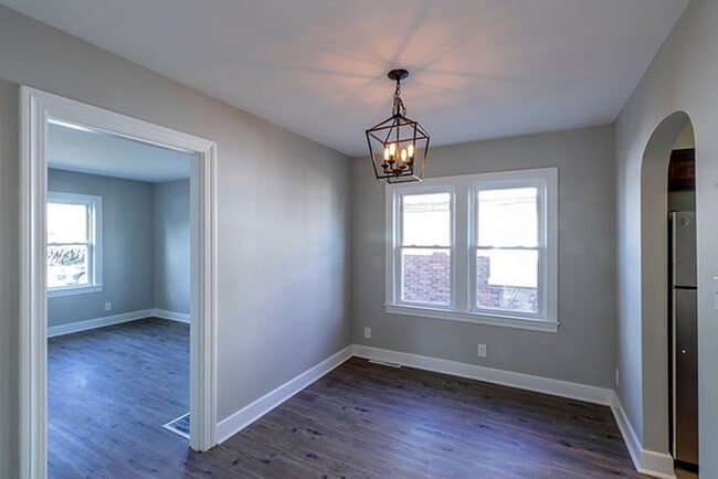 Building Photo - Newly Renovated 3 Bedroom Cape Cod