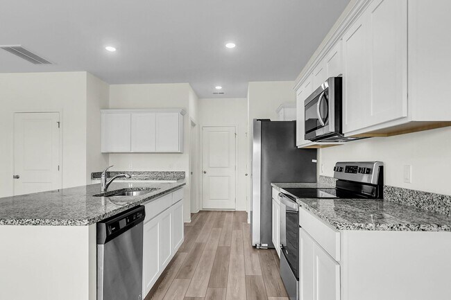 Building Photo - 424 Pender Woods Dr