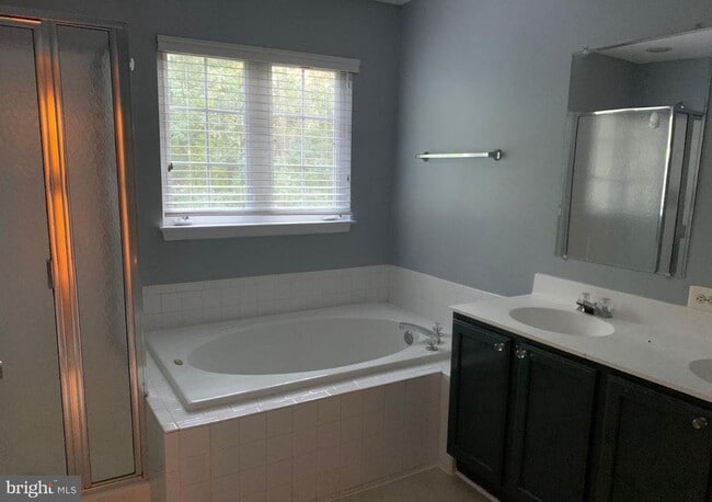 Building Photo - 13689 St Johns Wood Pl