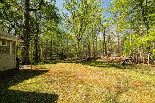 Building Photo - Spacious House on Old Six Mile Rd. - Water...