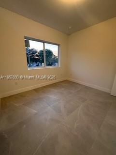 Building Photo - 723 NW 19th Ave