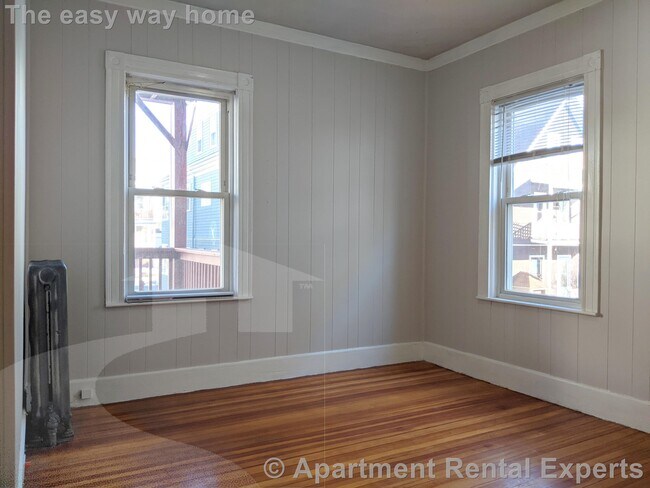 Building Photo - 25 Belknap St