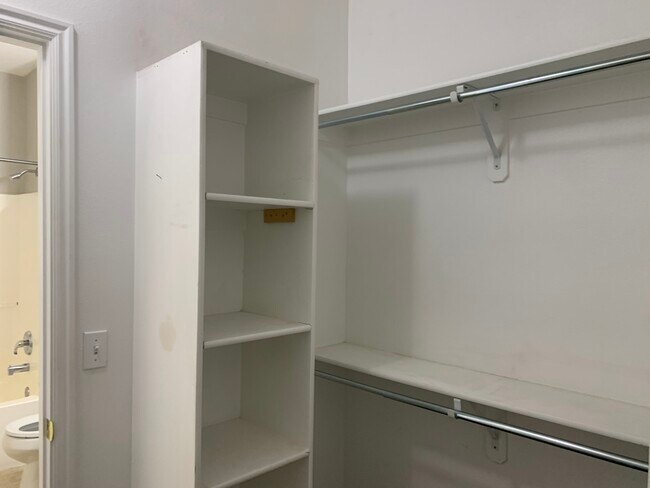 Building Photo - 3480 S Ashby Vw Cv