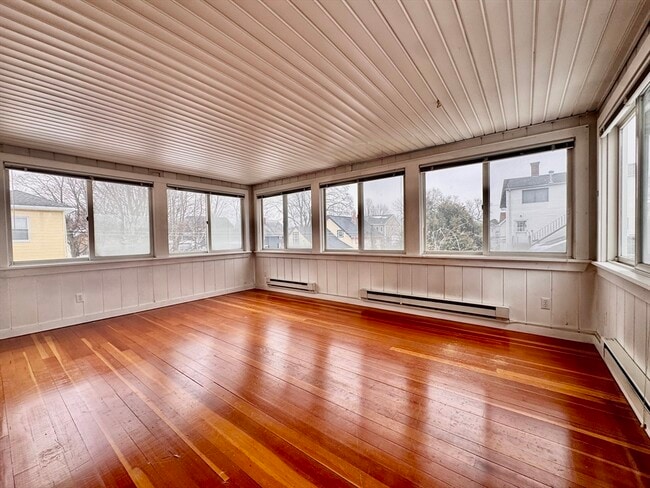 Building Photo - 39-41-41 Rich St