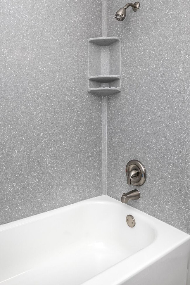 Building Photo - Beautiful 1-Bedroom Apartment Home with large balcony!